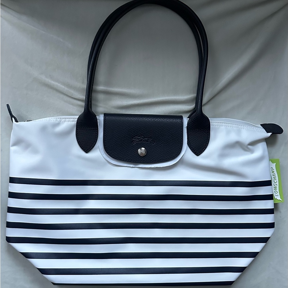 Longchamp Le Pliage Medium Tote Bag